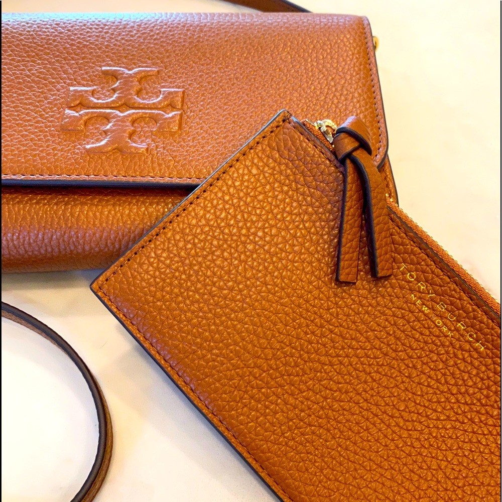 Tory Burch Bag and wallet - Thea Flat Wallet Crossbody bag with wallet insert.